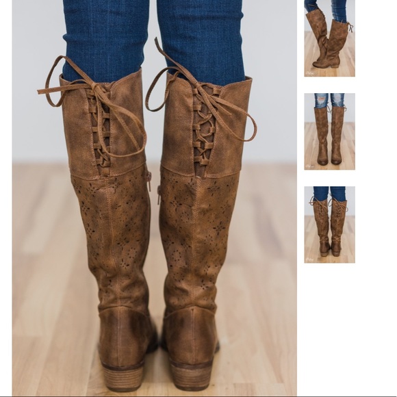 NIB Perforated Bow Back Knee High Riding Boots - Picture 6 of 6